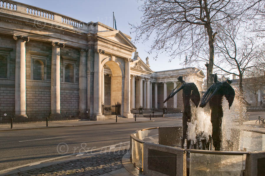 A view of the Bank of Ireland Images Of Ireland. A view of the Bank of Ireland