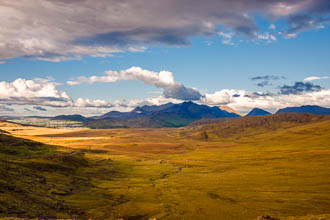 Photograph of Kerry Macgillycuddy Reeks from Ballaghasheen - T48342